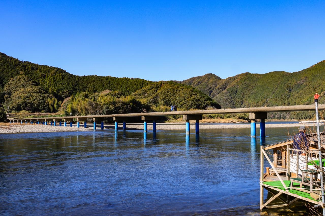 佐田沈下橋