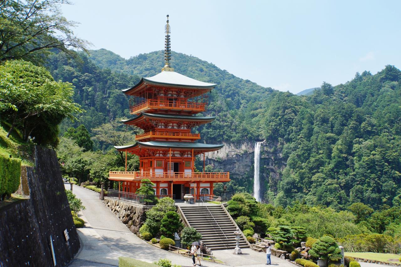 世界遺産青岸渡寺三重塔