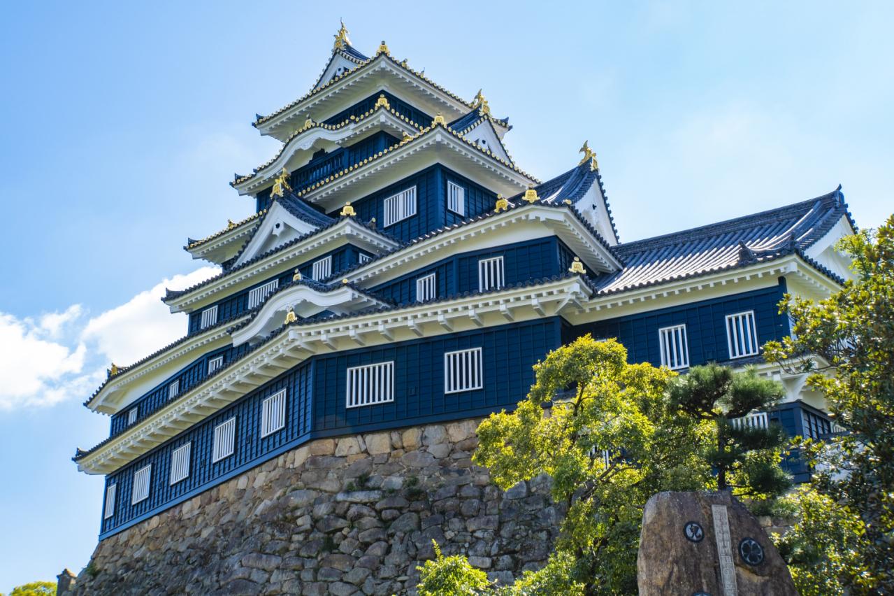 岡山城（烏城）