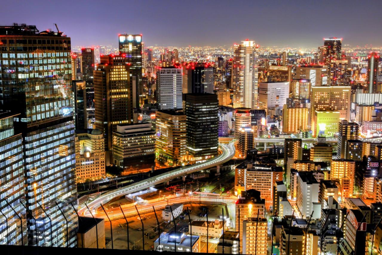 梅田スカイビル展望台からの夜景
