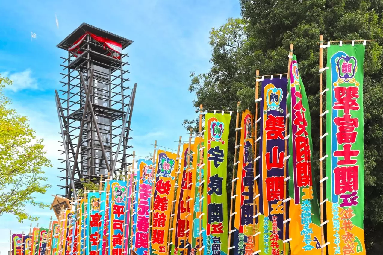 やぐら太鼓と相撲のぼり