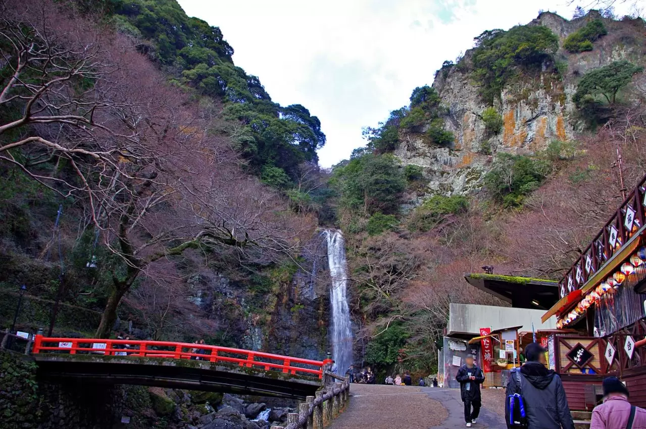 冬の箕面大滝