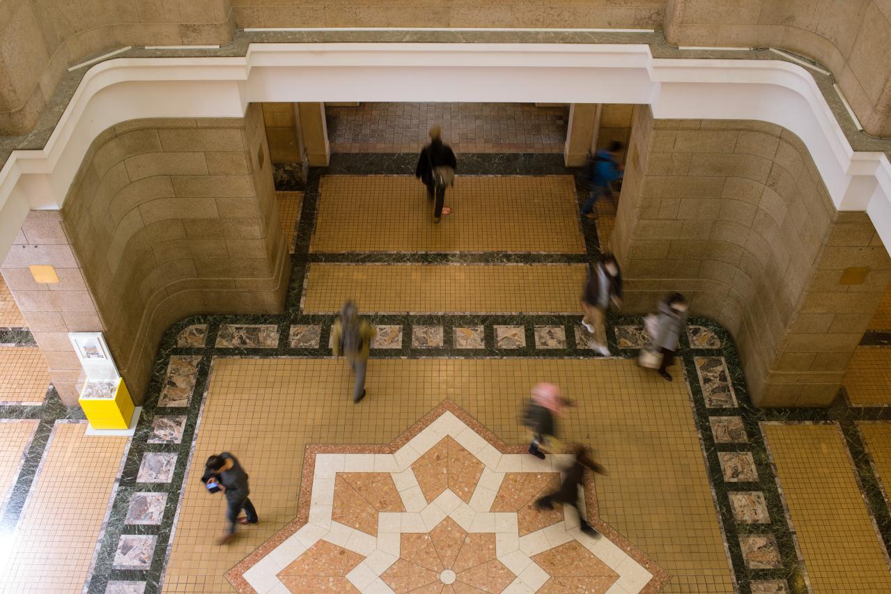 東京・上野の国立科学博物館 俯瞰で見た日本館の中央ホール