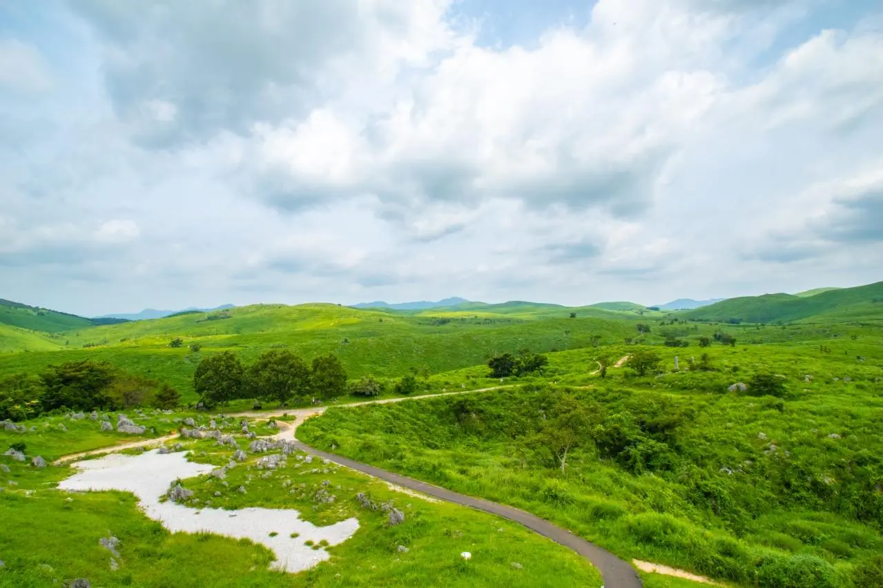 秋吉台カルスト展望台