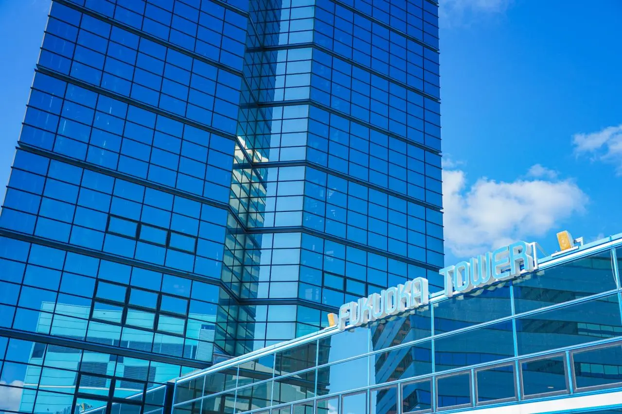 福岡タワーのガラス反射