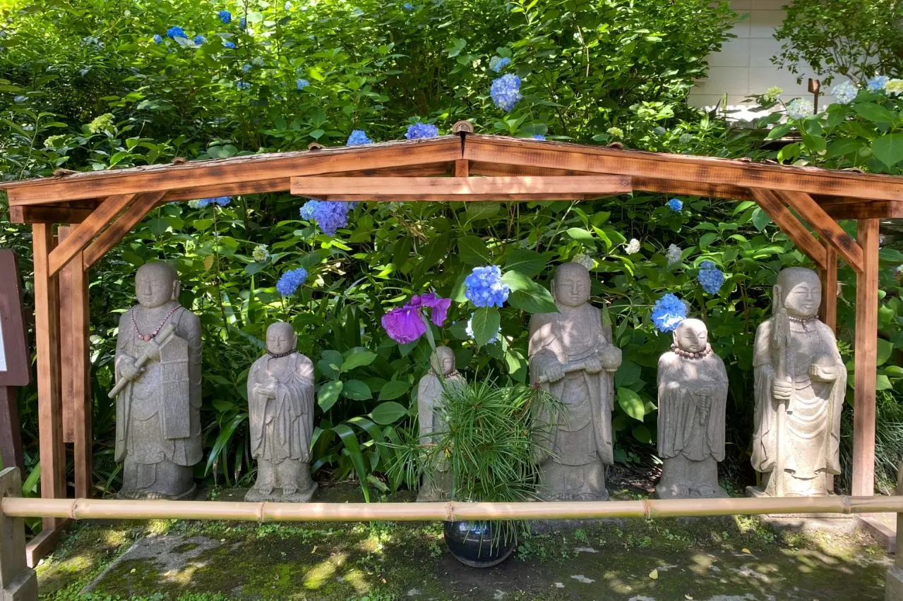 明月院の六地蔵