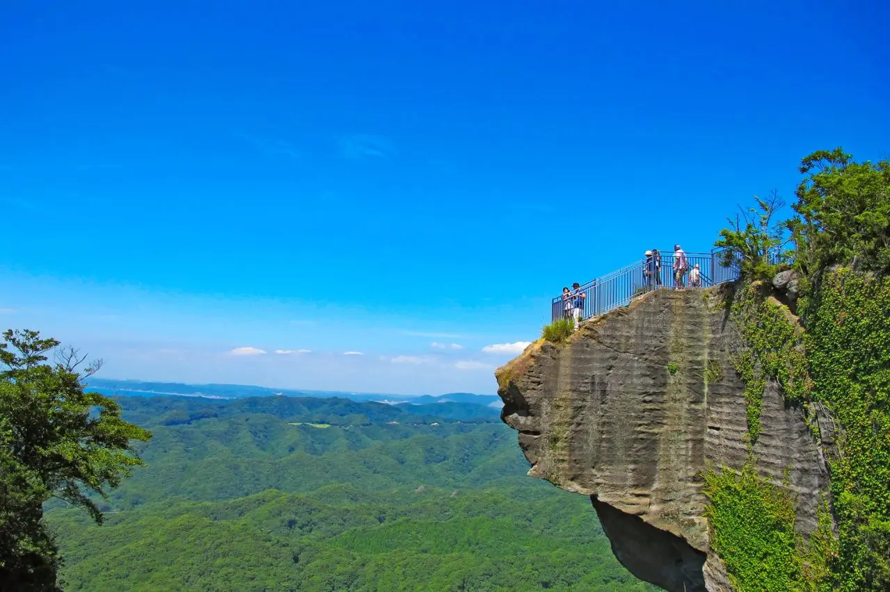 鋸山,地獄のぞき