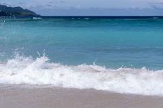 大浜海浜公園の波打ち際