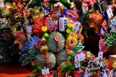 商売繁盛で笹持ってこいの十日戎