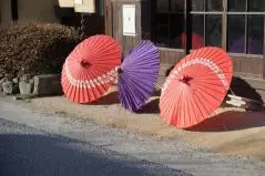 上賀茂神社の社家町の和傘