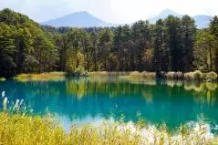 初秋の五色沼湖沼群　るり沼