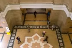 東京・上野の国立科学博物館 俯瞰で見た日本館の中央ホール