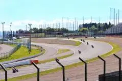 バイクレースの様子(鈴鹿サーキット)