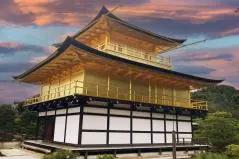 夕焼け空の金閣寺