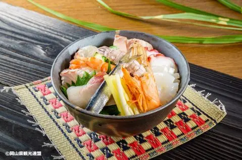 すし丼